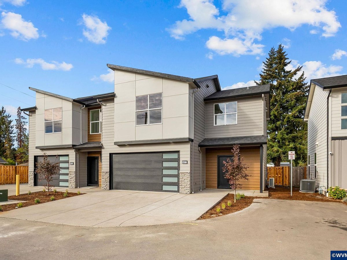 Front of 4815–4817 Elvira Pl N, Keizer, OR